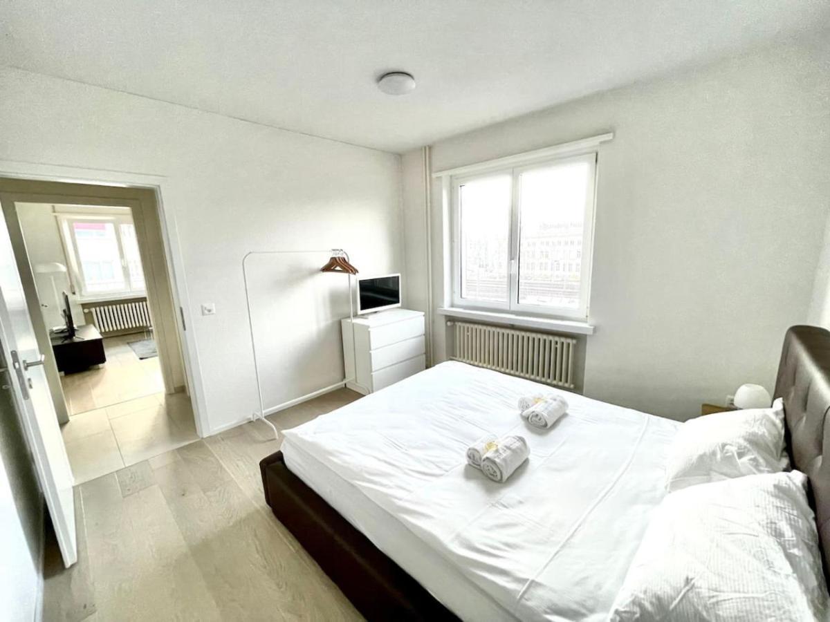 3.5 In Zurich-oerlikon * Zürich